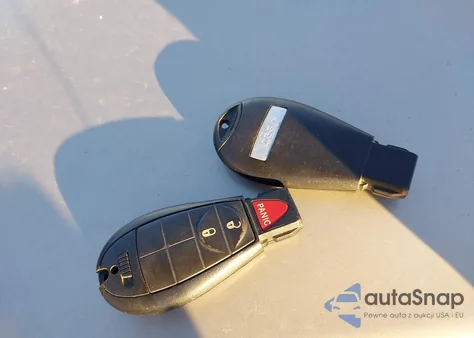 2015 Jeep Cherokee Latitude z USA, uszkodzony, nr VIN 1C4PJLCB1FW741581